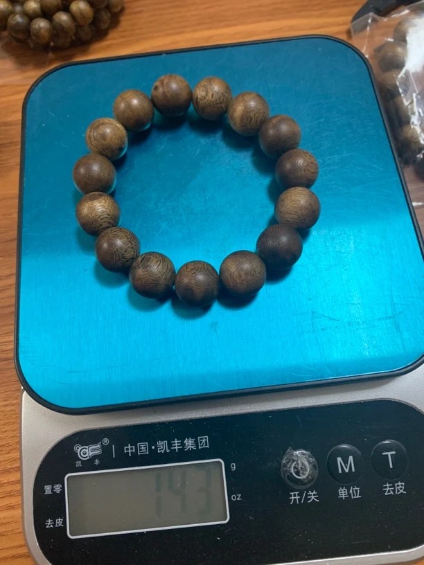 乌身高油卡15重量14克➕手串