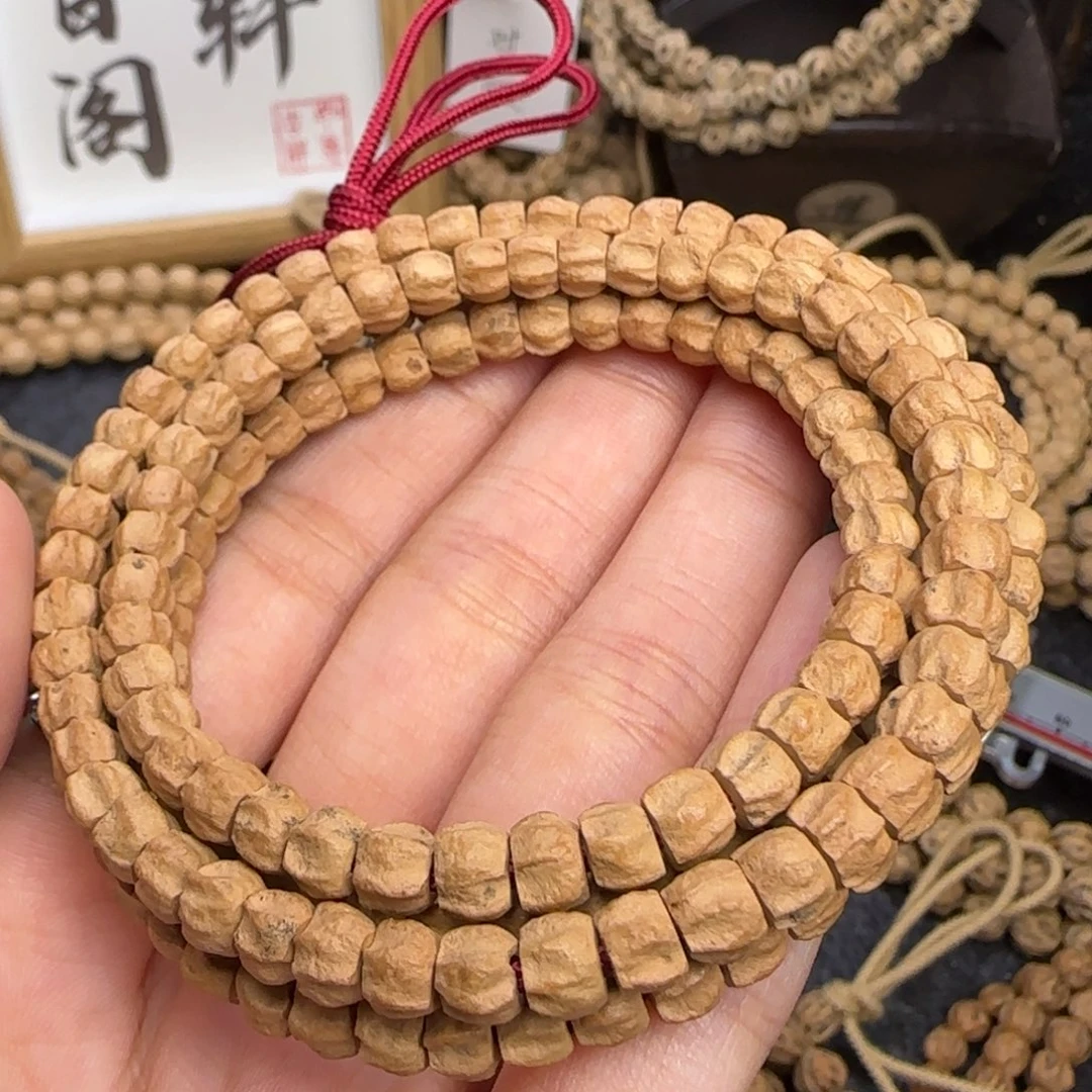 柏香籽/百香籽吊坠就****？