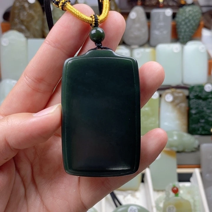 和田玉（青玉）未镶嵌颈饰