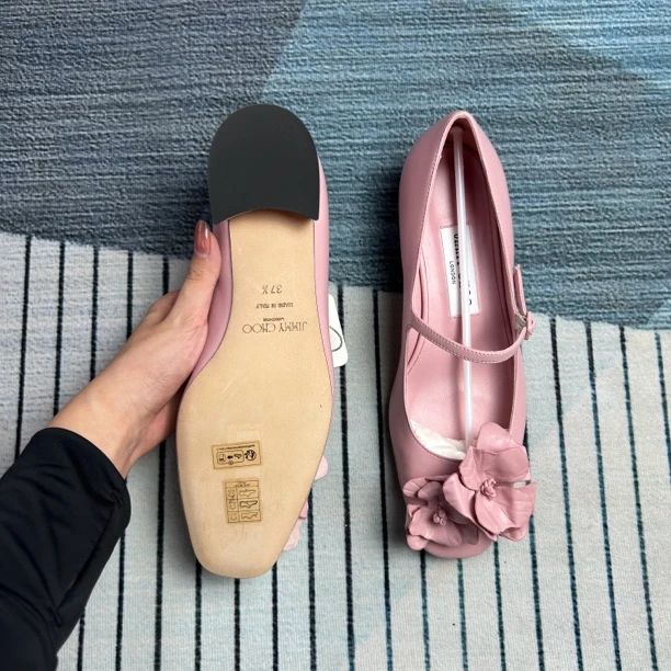 未使用 JIMMY CHOO/吉米周 Jimmychoo粉色低跟鞋三七半