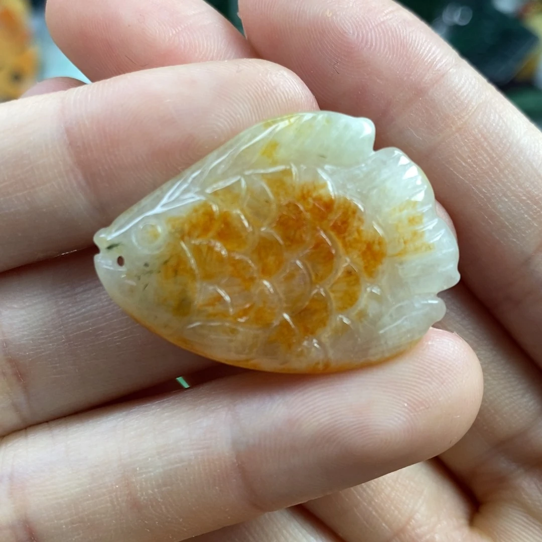 翡翠颈饰未镶嵌玉***姐吊坠