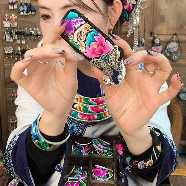 花岗石铁合金发夹