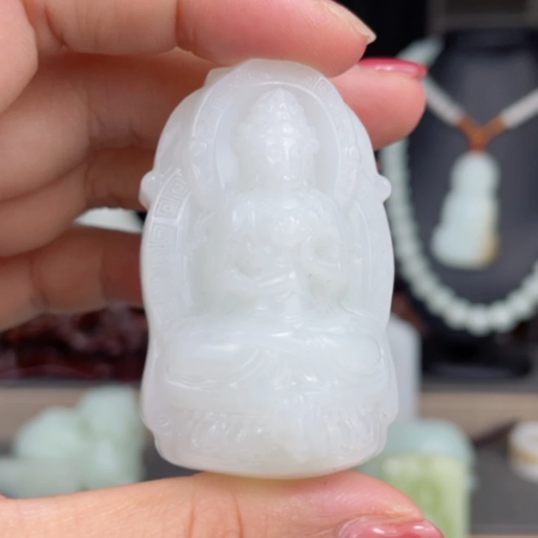 【闪购商品】颈饰未镶嵌和田玉