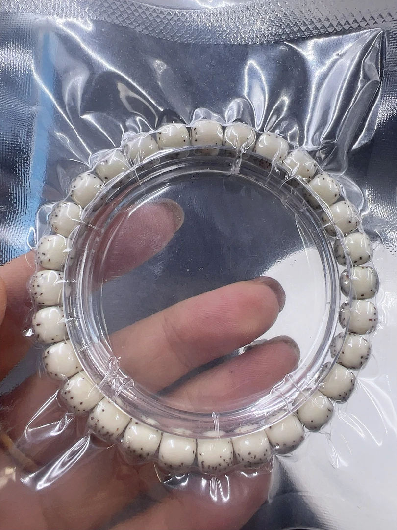 星月菩提精品石玉料河豚手串8/7高油高密易变色