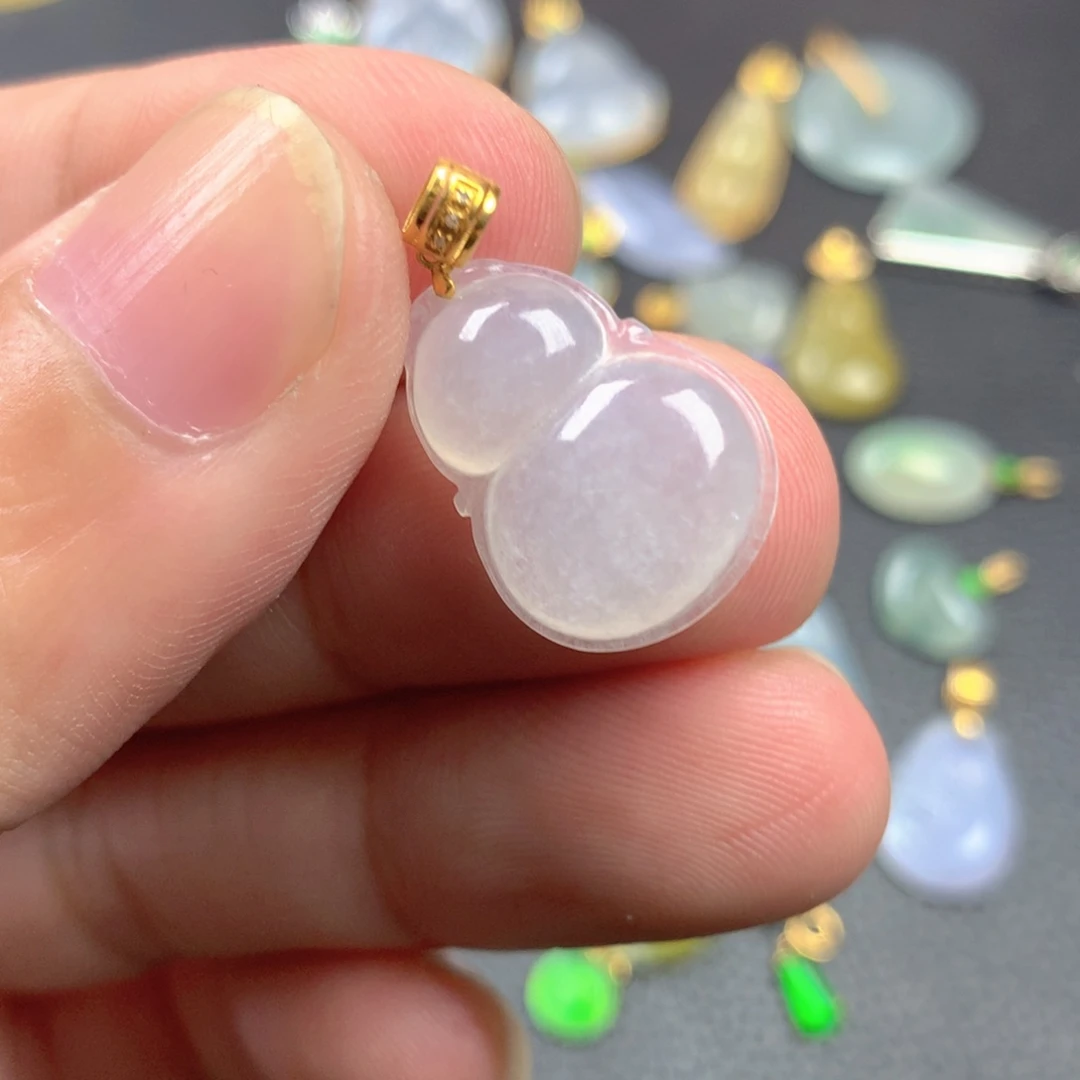 【闪购商品】颈饰18K金镶嵌翡翠翡翠