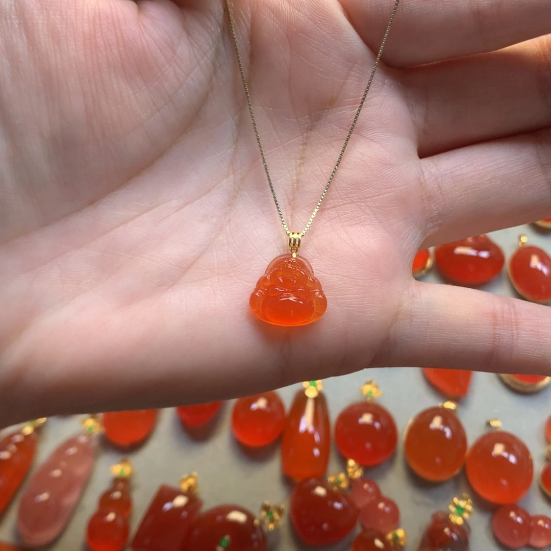 南红玛瑙未镶嵌颈饰