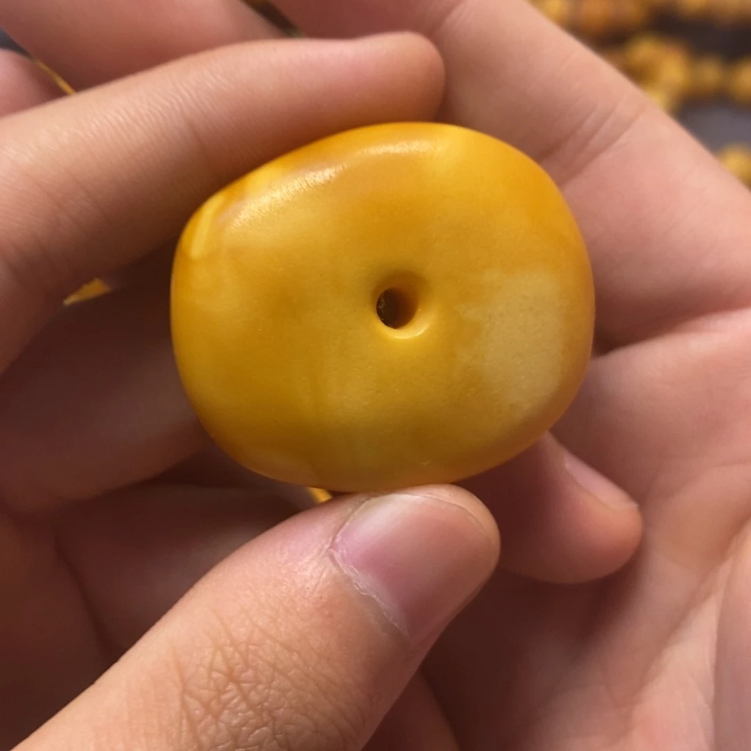 未镶嵌琥珀珠宝奇石