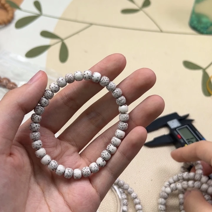吊坠白玉菩提白色800