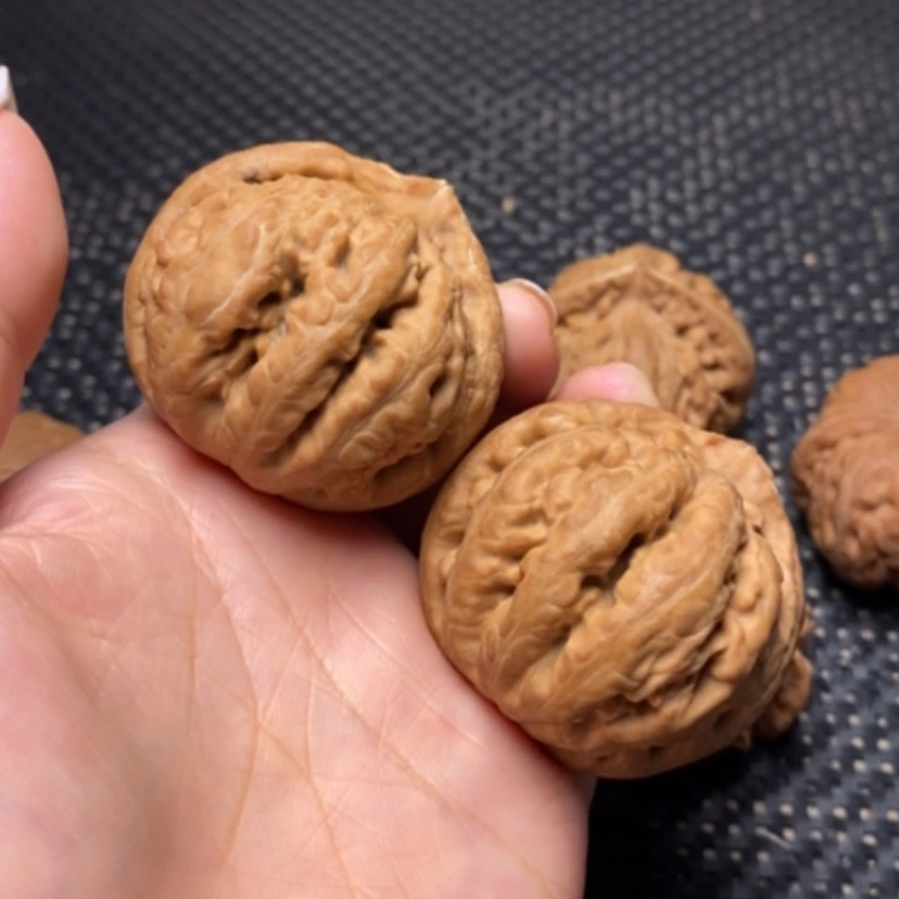 【闪购商品】文玩核桃吊坠大*熊