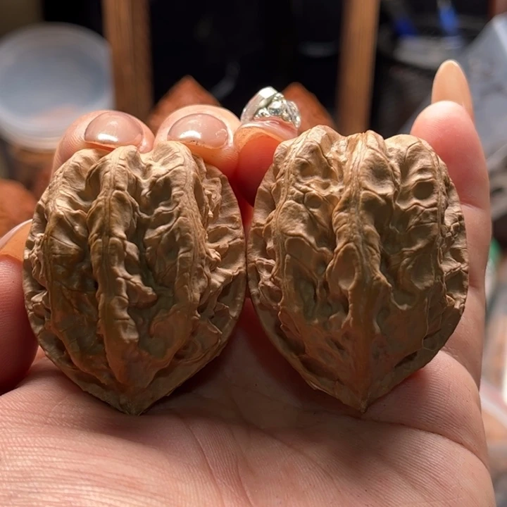 文玩核桃把件楸大胖52