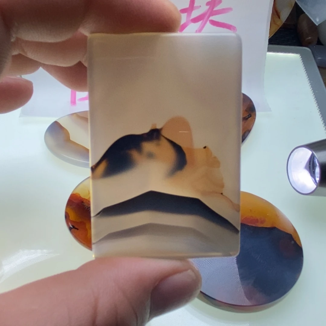 【闪购商品】玛瑙/玉髓颈饰未镶嵌大*哥