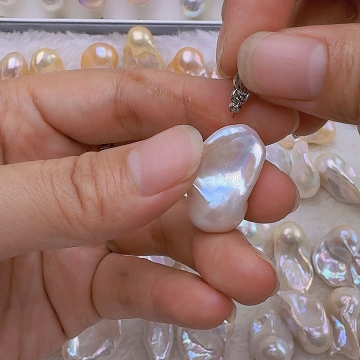 颈饰未镶嵌淡水珍珠