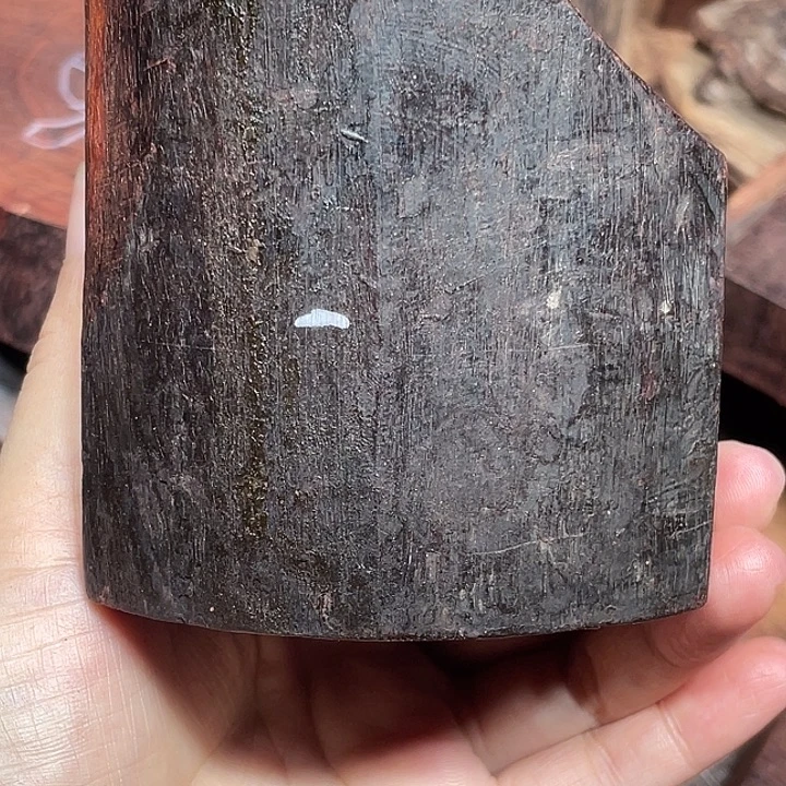 用***房木印度小叶紫檀木