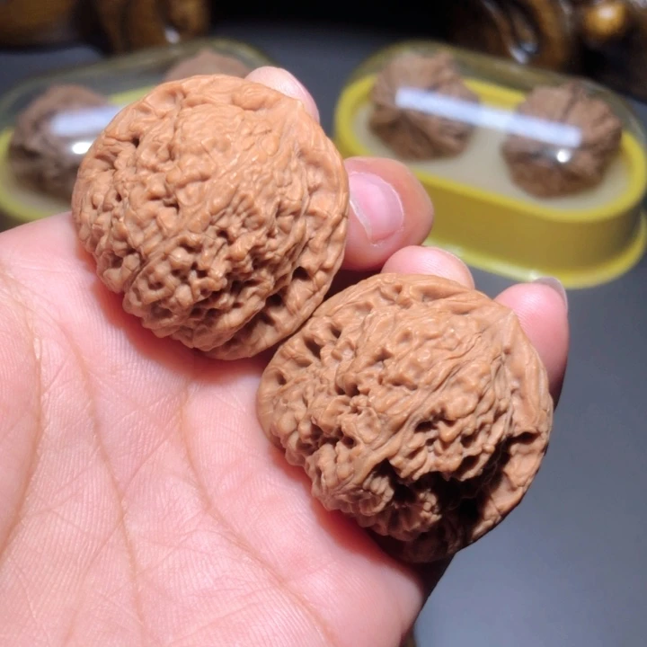 文玩核桃把件南疆