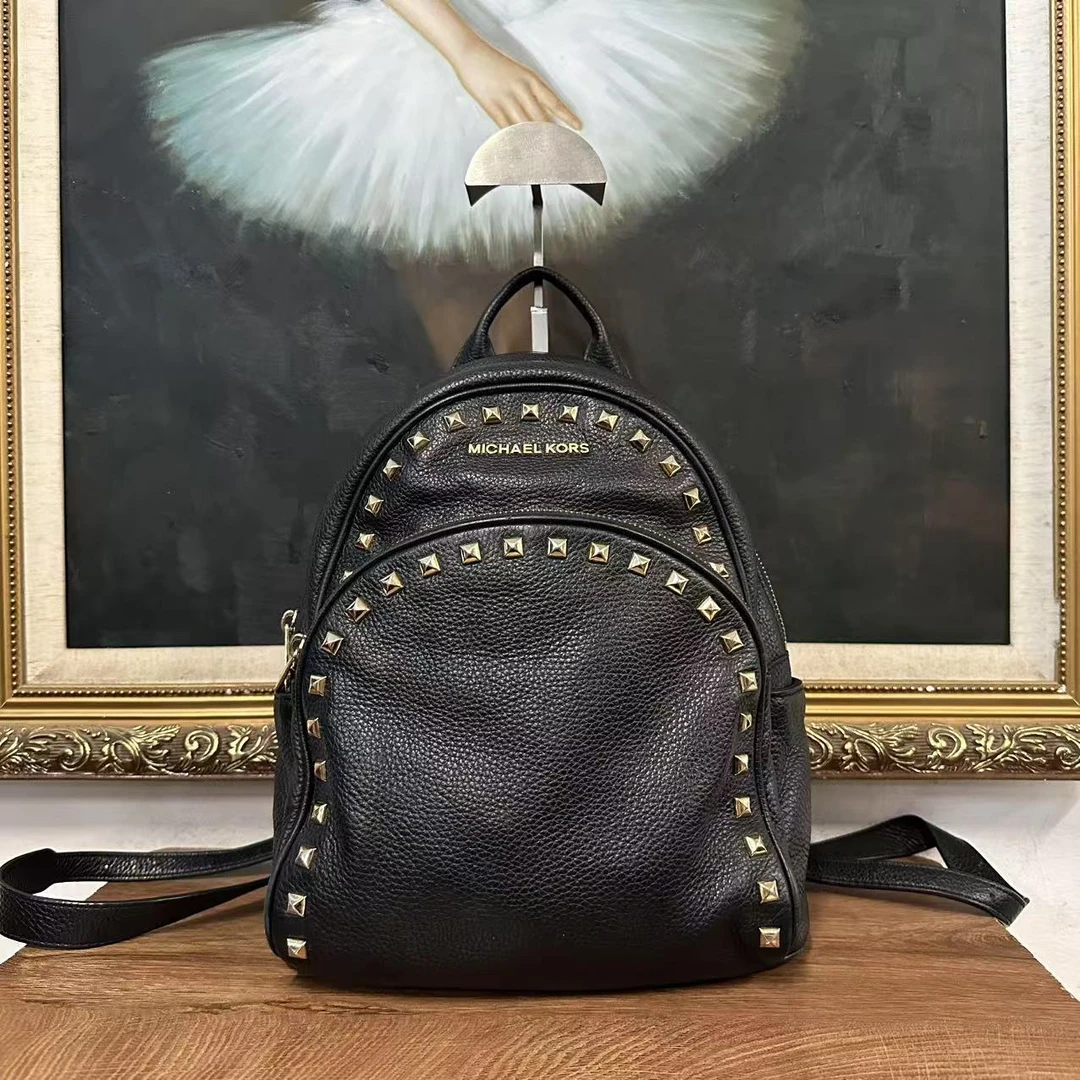 95新 MICHAELKORS/迈克高仕 mk双肩包/004179