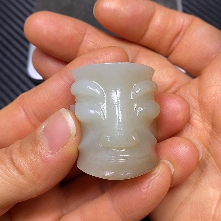 颈饰未镶嵌和田玉杀*匠