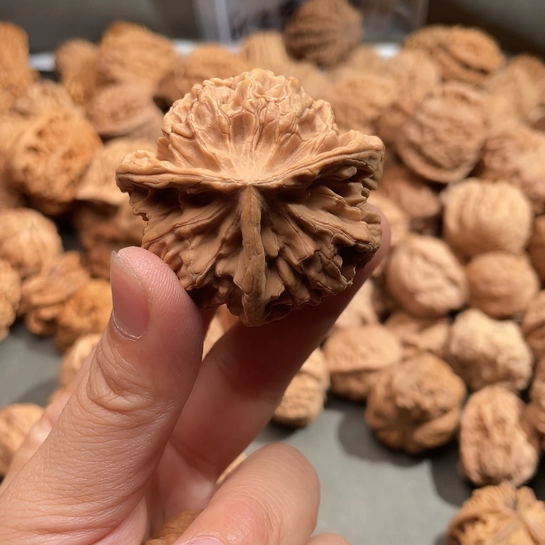 文玩核桃吊坠好*！帝王