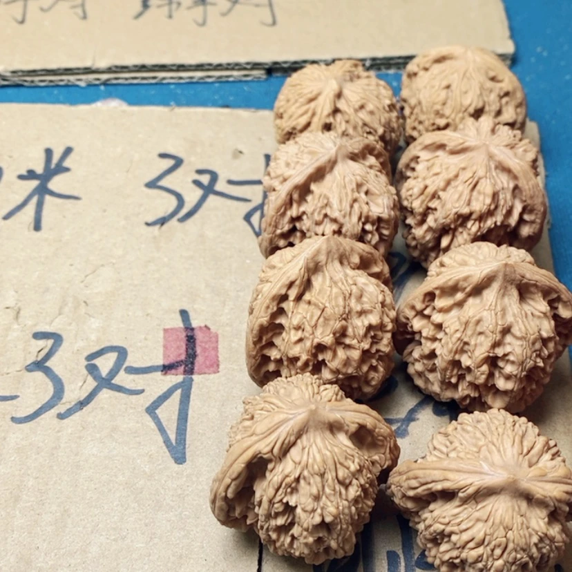 【闪购商品】文玩核桃吊坠喬*83:83:83