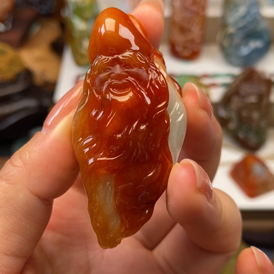 翡翠未镶嵌颈饰寿星公