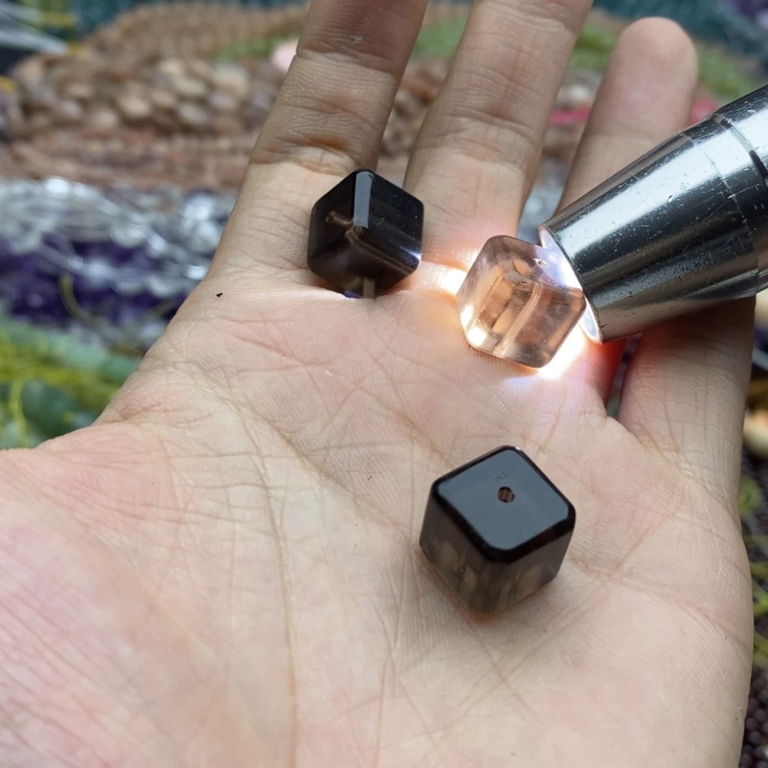 未镶嵌玛瑙/玉髓珠宝半成品一颗天然12mm冰曜石方糖