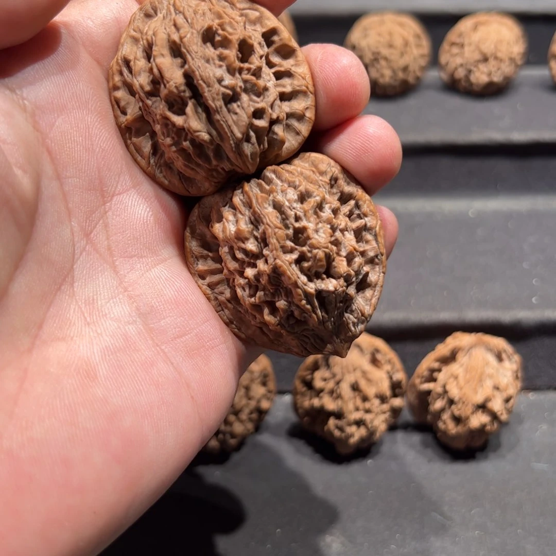 文玩核桃吊坠方****如虎头