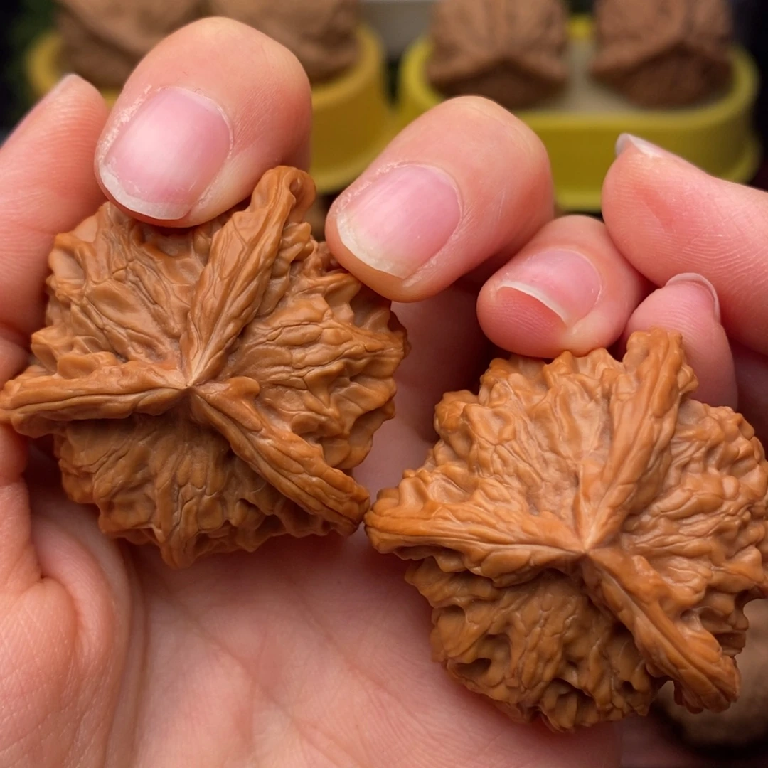 文玩核桃把件盘山奔39……