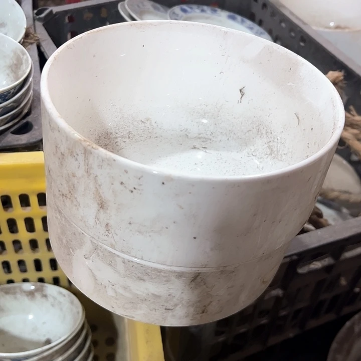 摆件陶瓷盘子碗啥都有