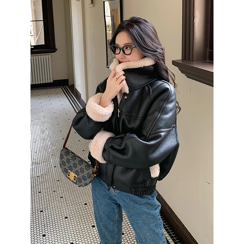 老钱风羊羔毛皮毛一体外套女短款2025年冬季新款皮草毛毛宽松夹克
