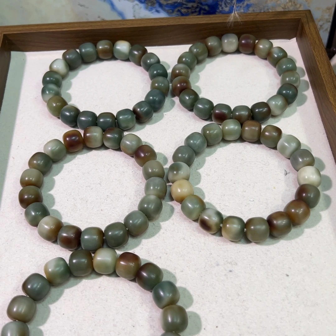 吊坠菩提根/象牙果十月春卡14