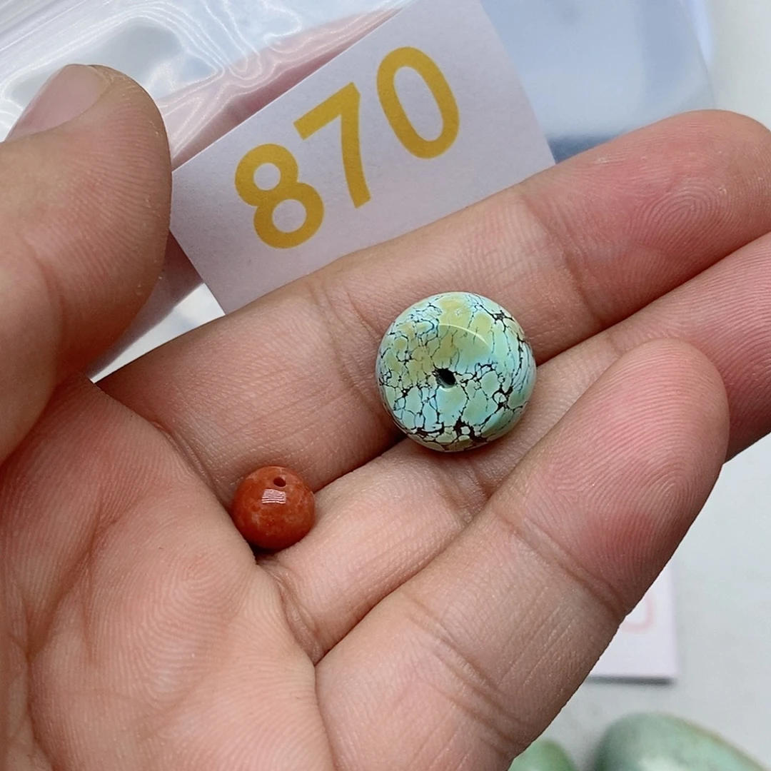 小***姐未镶嵌南红玛瑙珠宝奇石