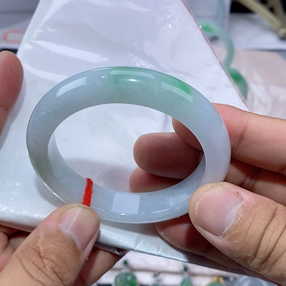 【闪购商品】未镶嵌手镯翡翠