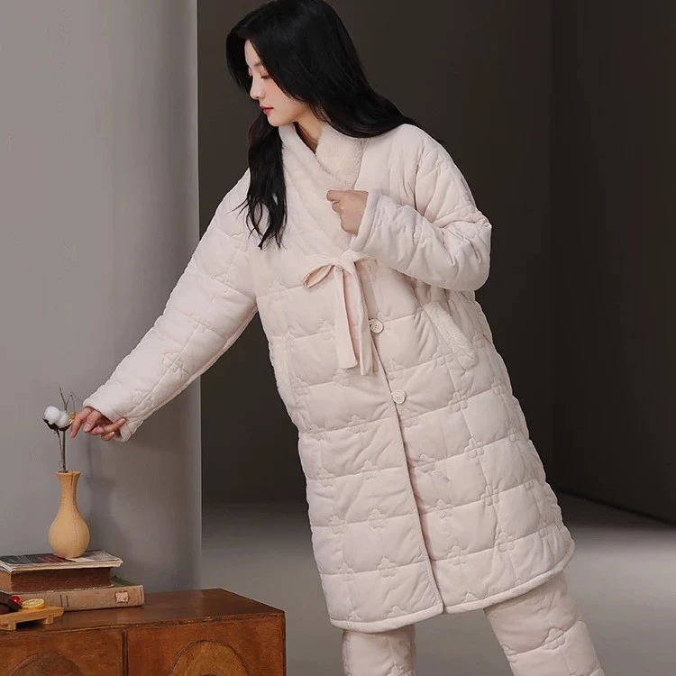 2024新款冬季珊瑚绒三层夹棉睡衣女韩版加绒简约加厚家居服套装
