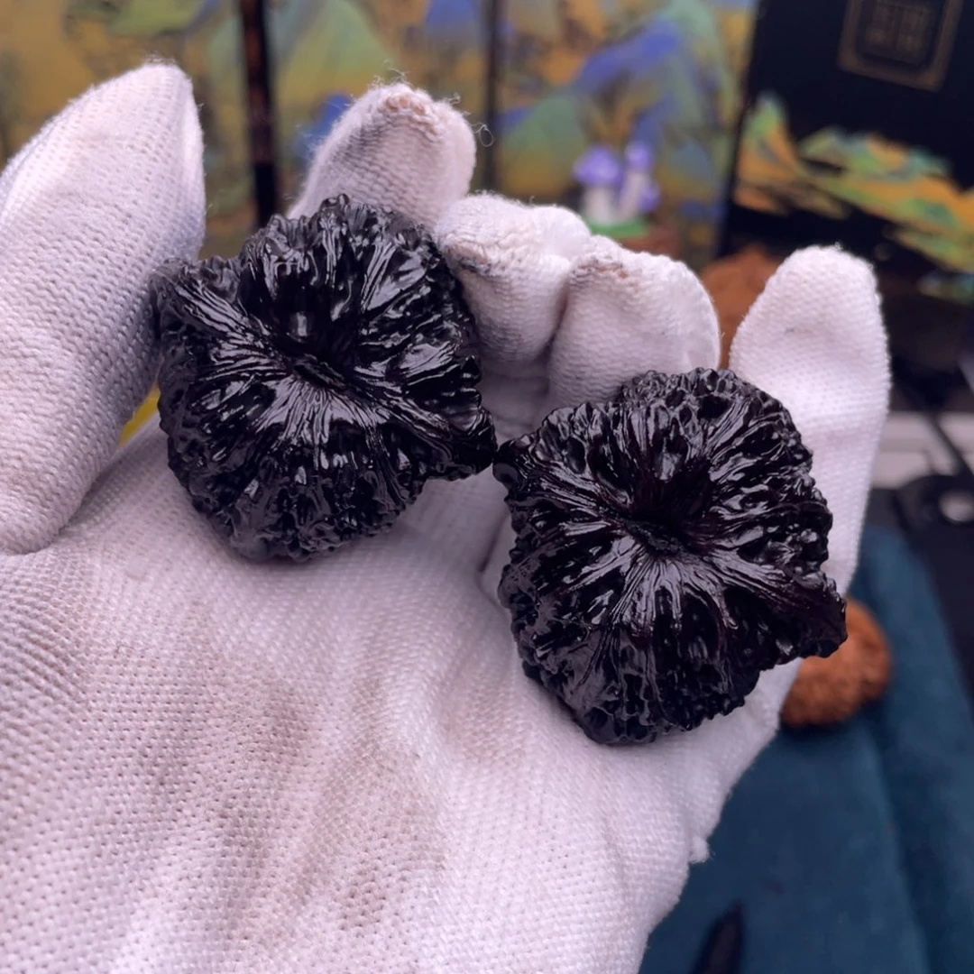 文玩核桃把件39绣球