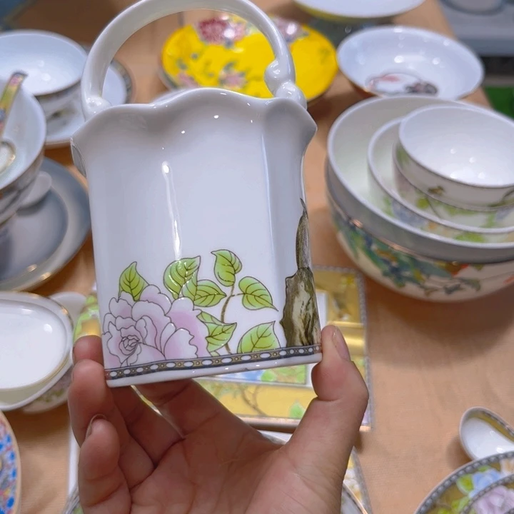 瓷片琴瑟和鸣花篮一个微瑕