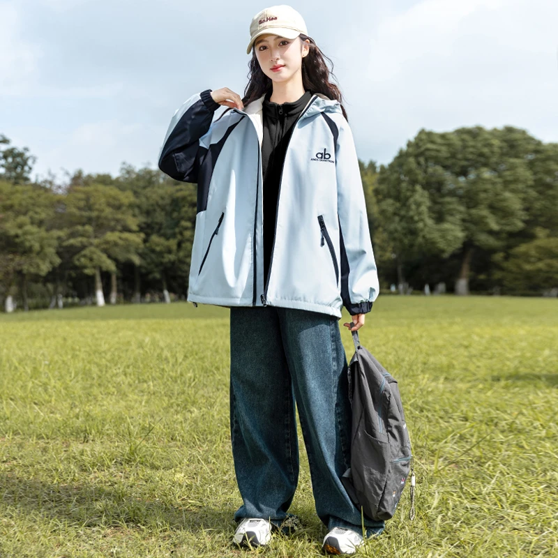 女童外套秋冬款2025新款中大童加厚三合一休闲连帽冲锋衣夹克上衣