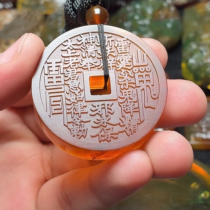 琥珀未镶嵌裸石43