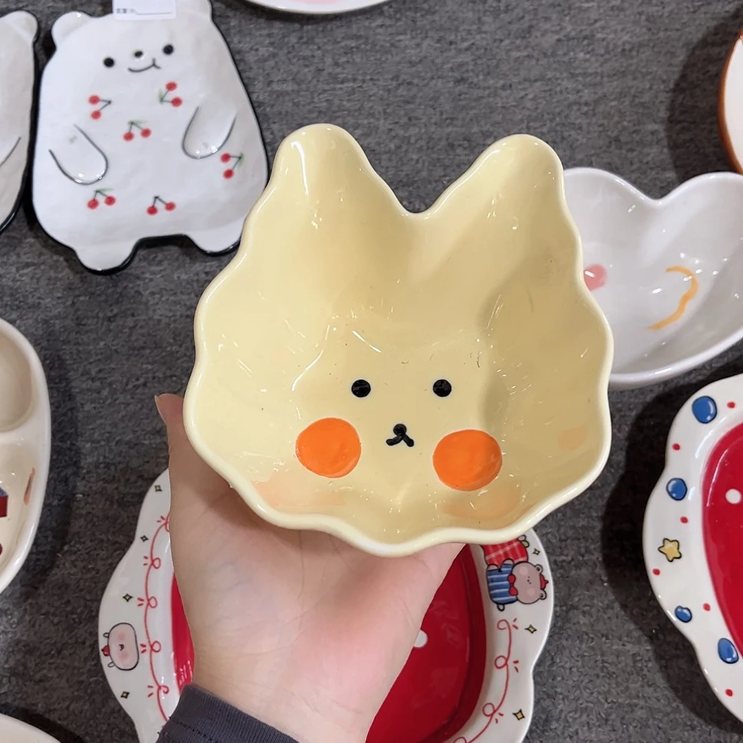 小兔子陶瓷餐具异性