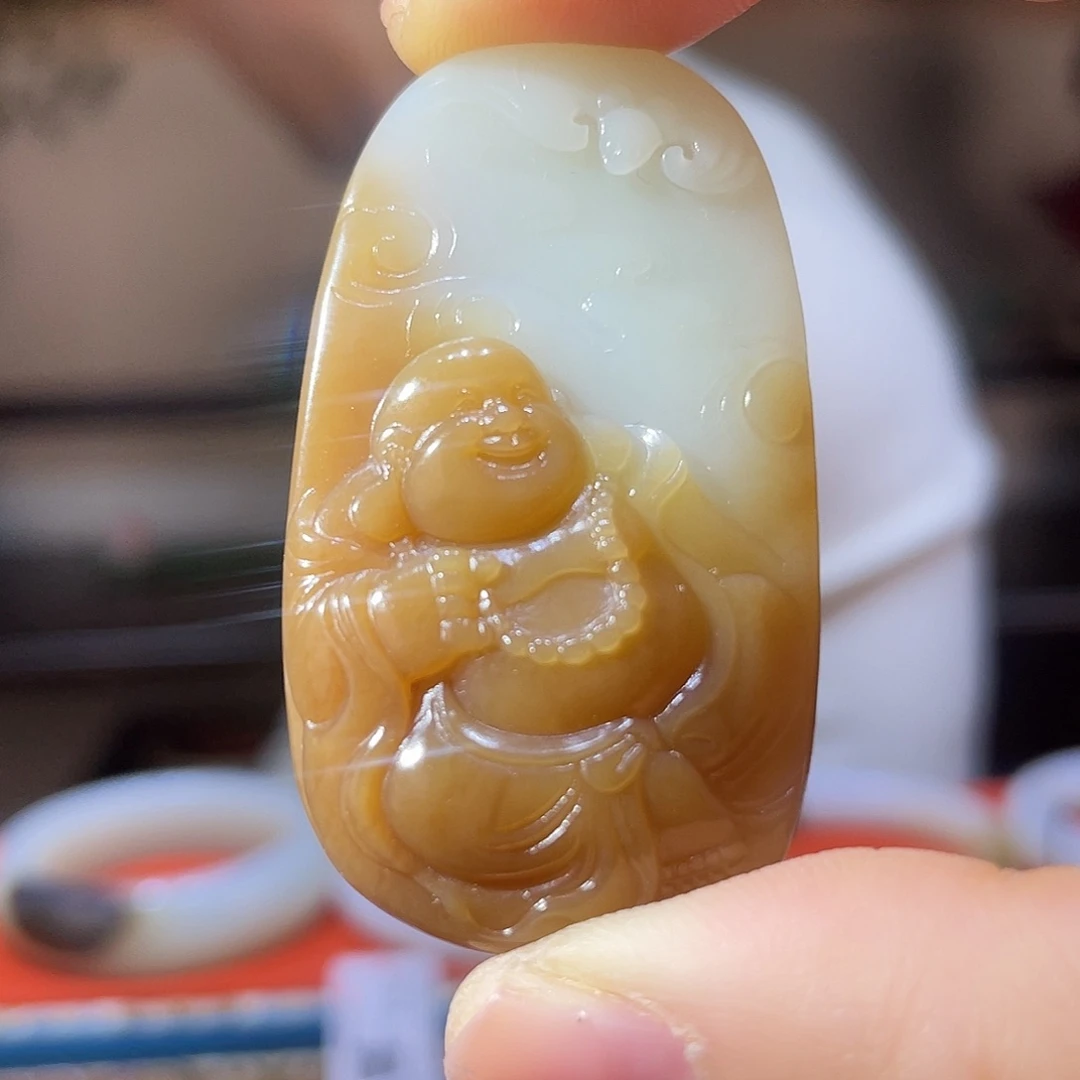 和田玉（糖玉）未镶嵌颈饰