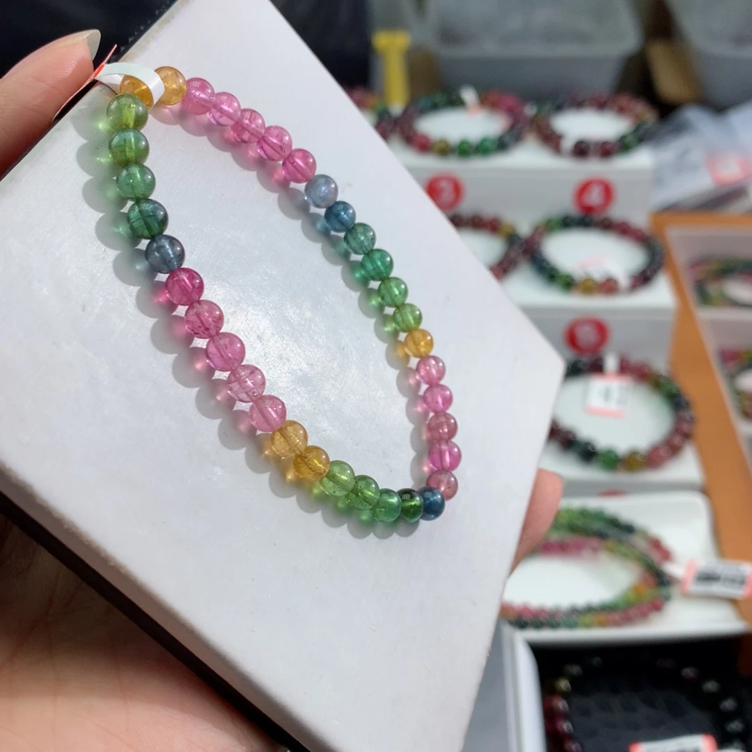 碧玺未镶嵌手链       5.2mm。