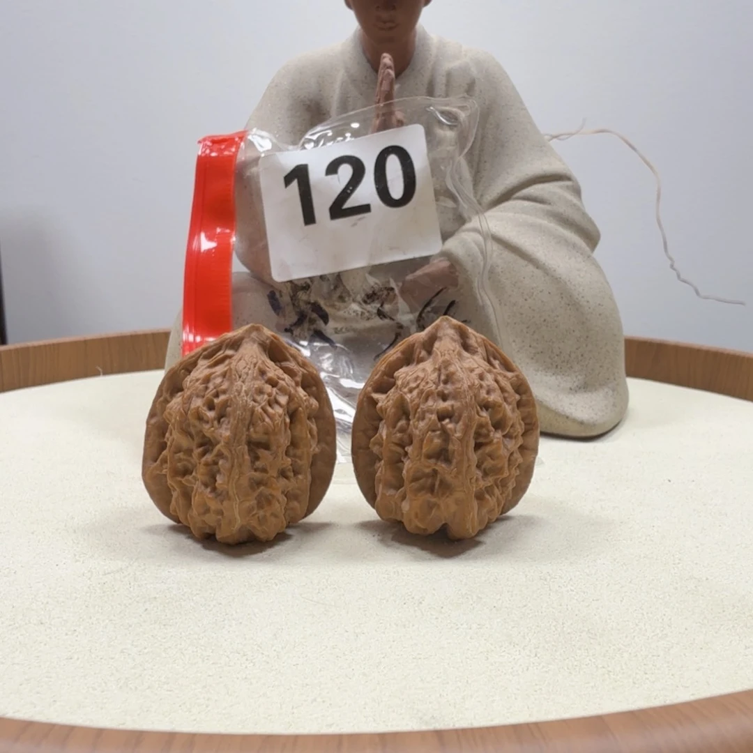 文玩核桃吊坠马蹄