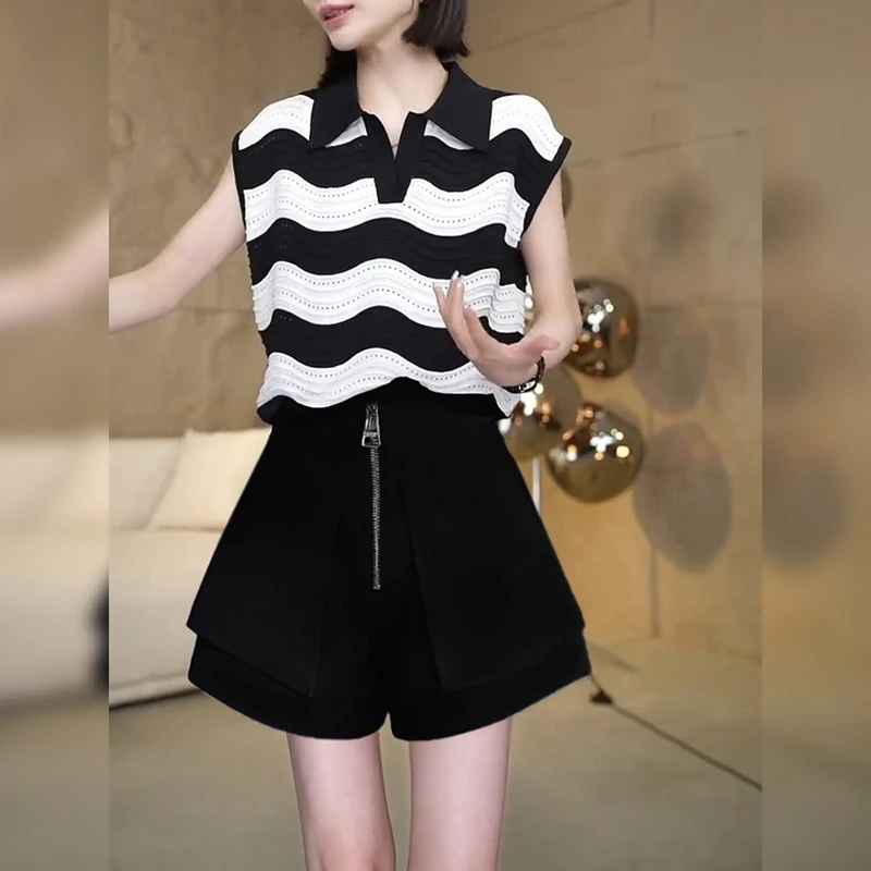 夏季新款休闲套装设计感复古条纹短袖上衣高腰显瘦短裤时尚两件套