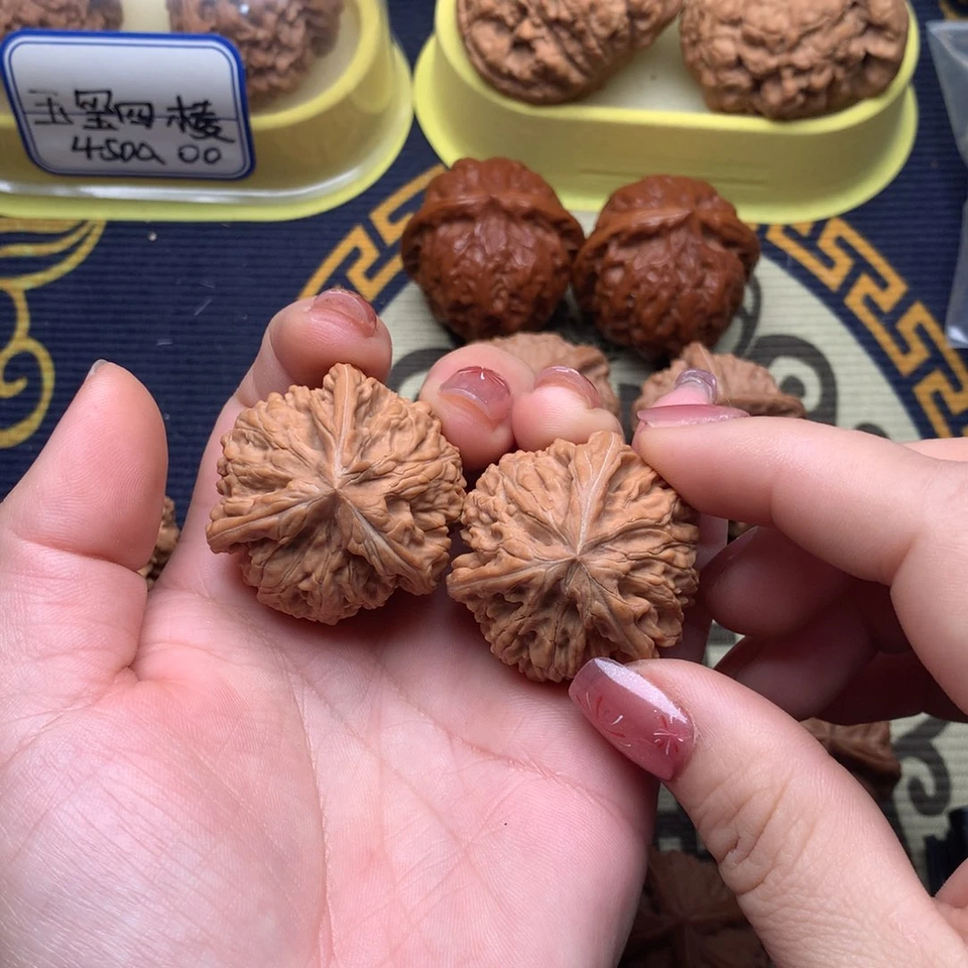 文玩核桃吊坠?***风文山