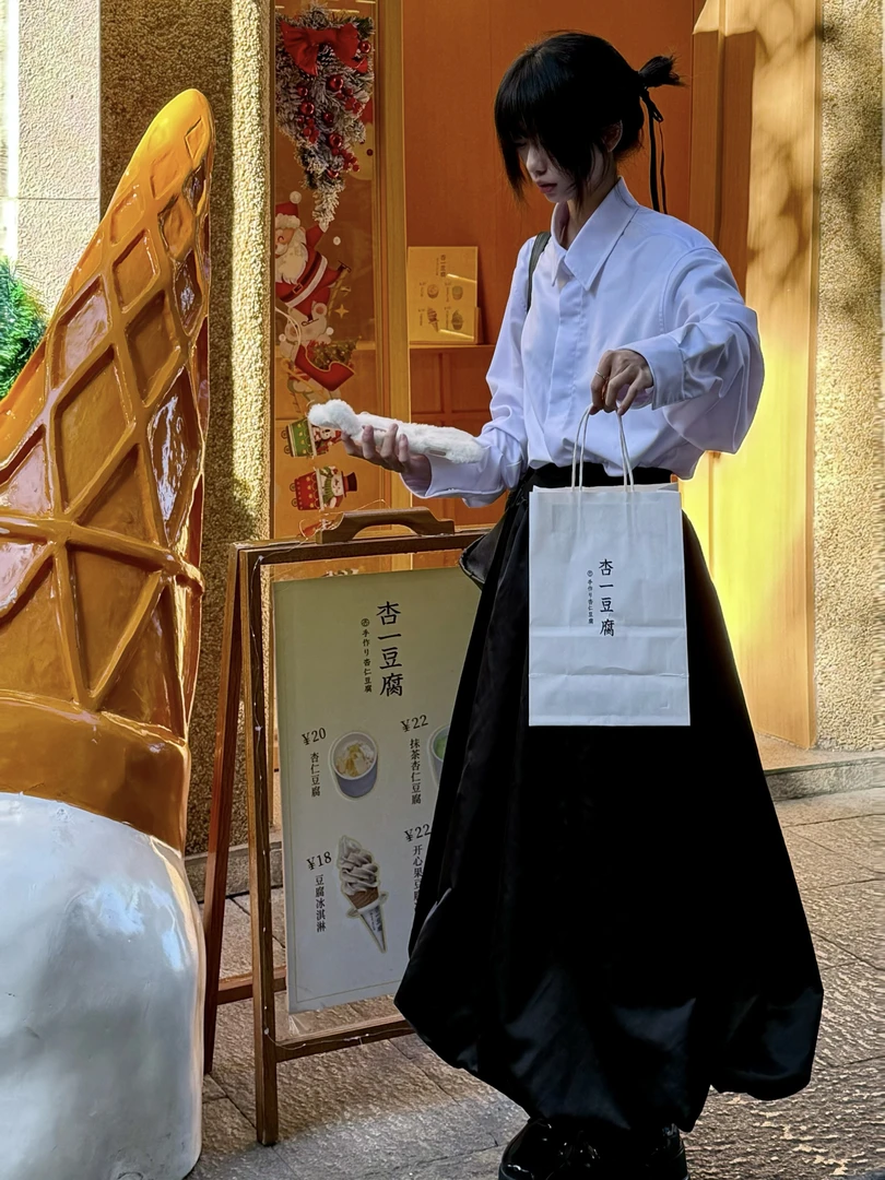 707同款Puch in line抗皱氛围感日常通勤隐藏扣衬衫内搭单穿通用