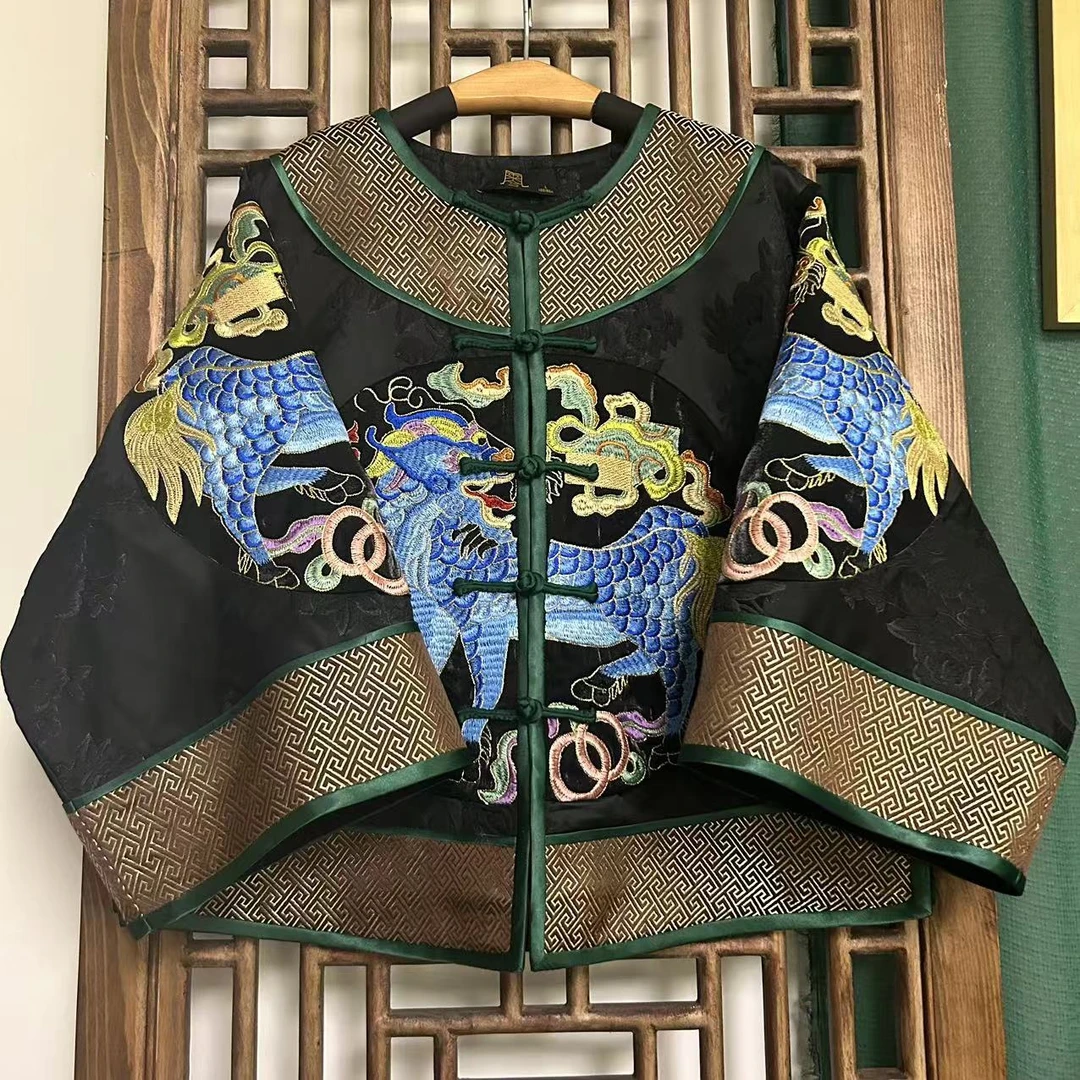 凤徕兮私人定制黑底蓝麒麟前后刺绣对襟盘扣加棉短外套（LS385）棉