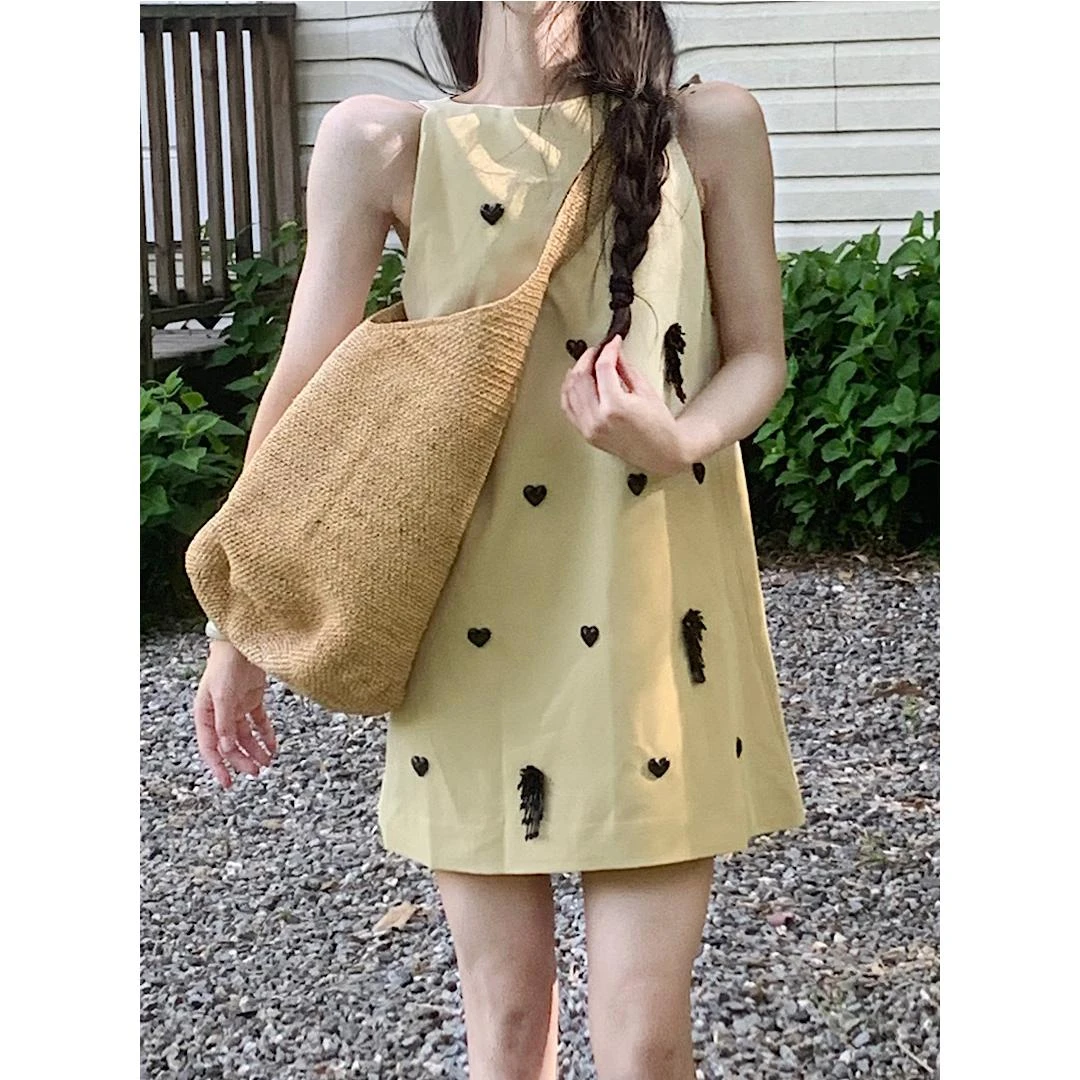 【周妮妮】富家千金感爱心法式名媛小香风连衣裙女夏薄款小个子短裙
