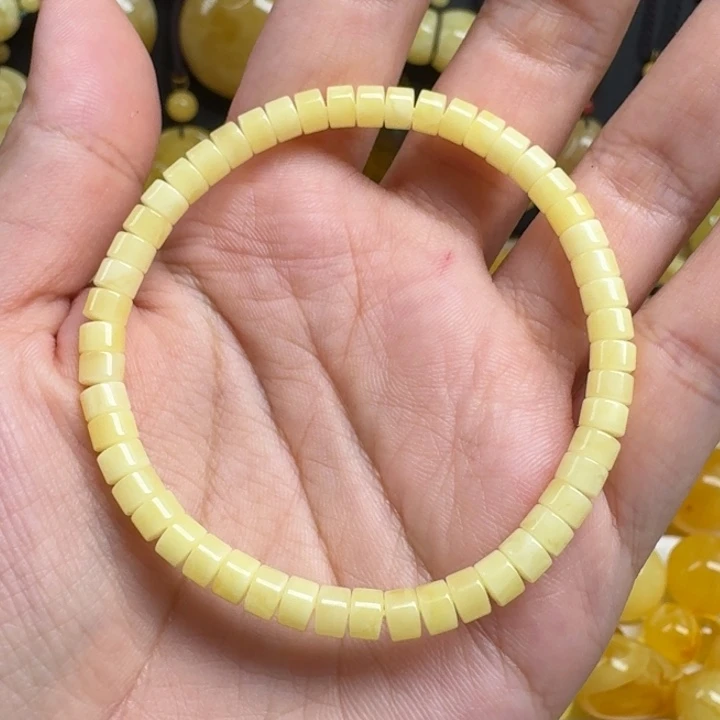 蜜蜡未镶嵌珠宝奇石