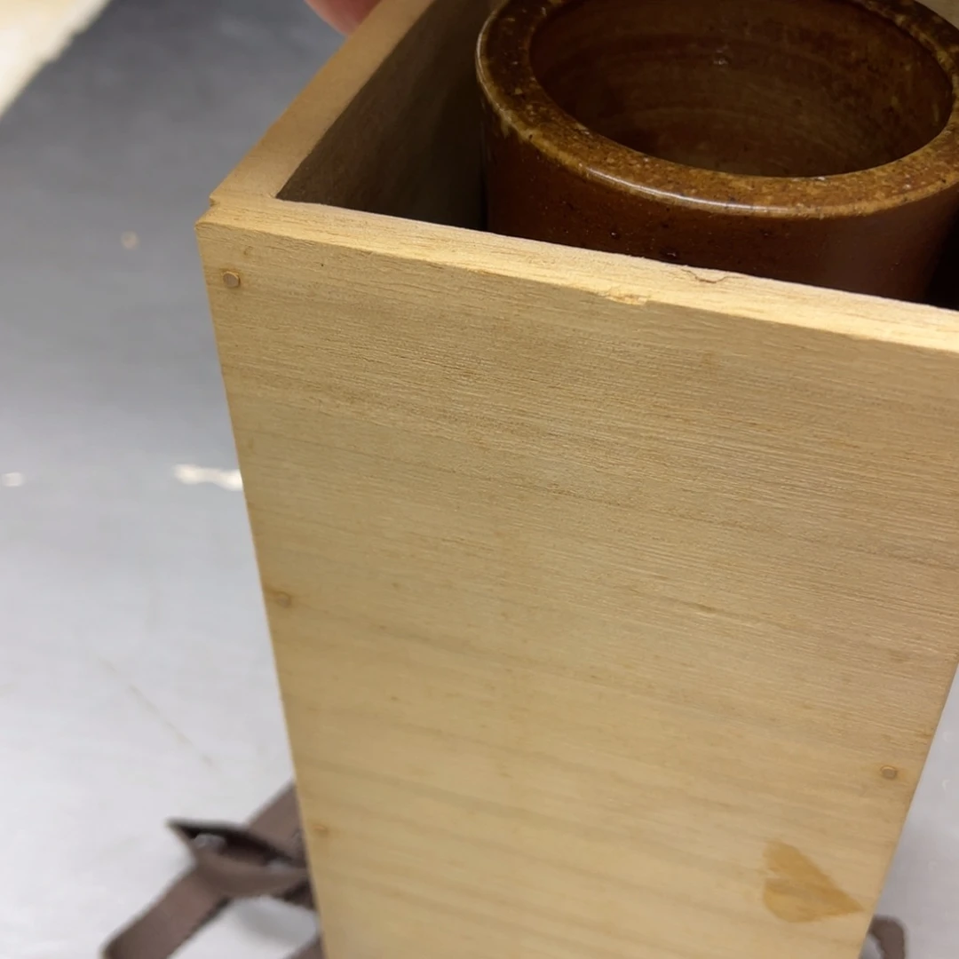 瓷片思*密密麻麻地铺满一