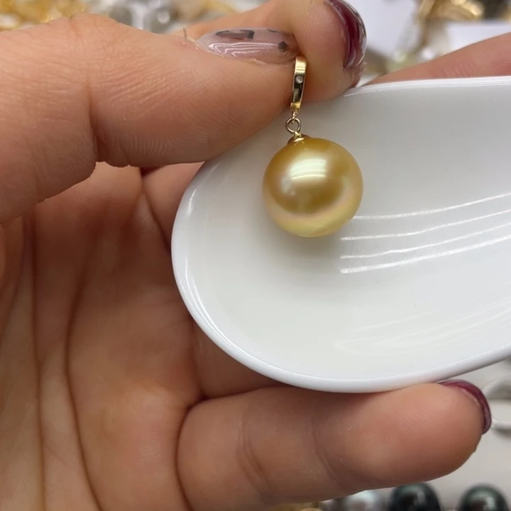 海水珍珠吊坠(不含链)18K金镶嵌