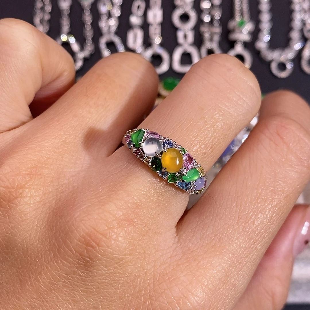 翡翠18K金镶嵌戒指戒指