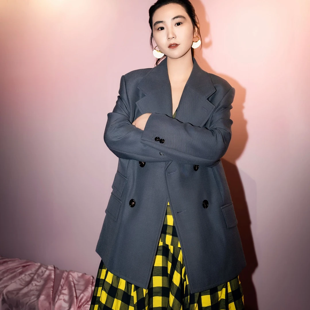 【CHANMITY】 ‘’时髦精必备‘’灰色暗纹双排扣西装外套 025082